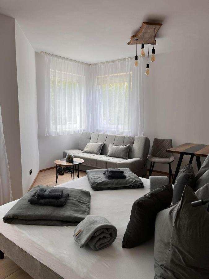Aron Apartman-Zalakaros Eksteriør bilde