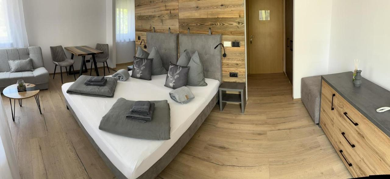 Aron Apartman-Zalakaros Eksteriør bilde